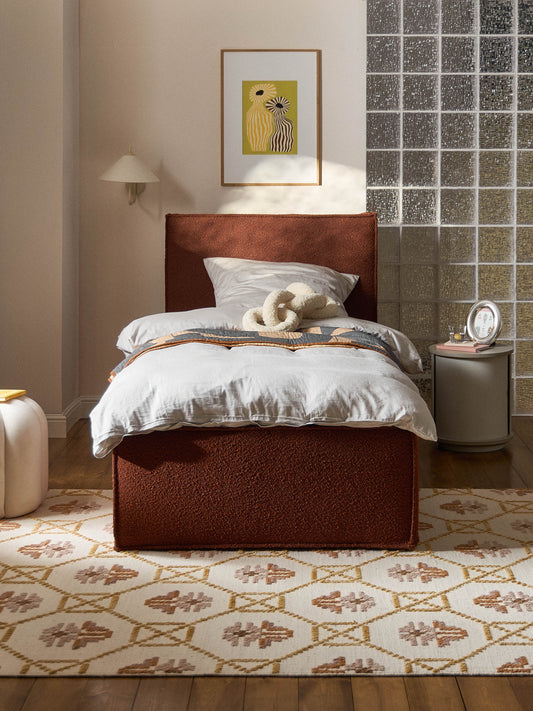 Dreselva Single Bed in Bouclé