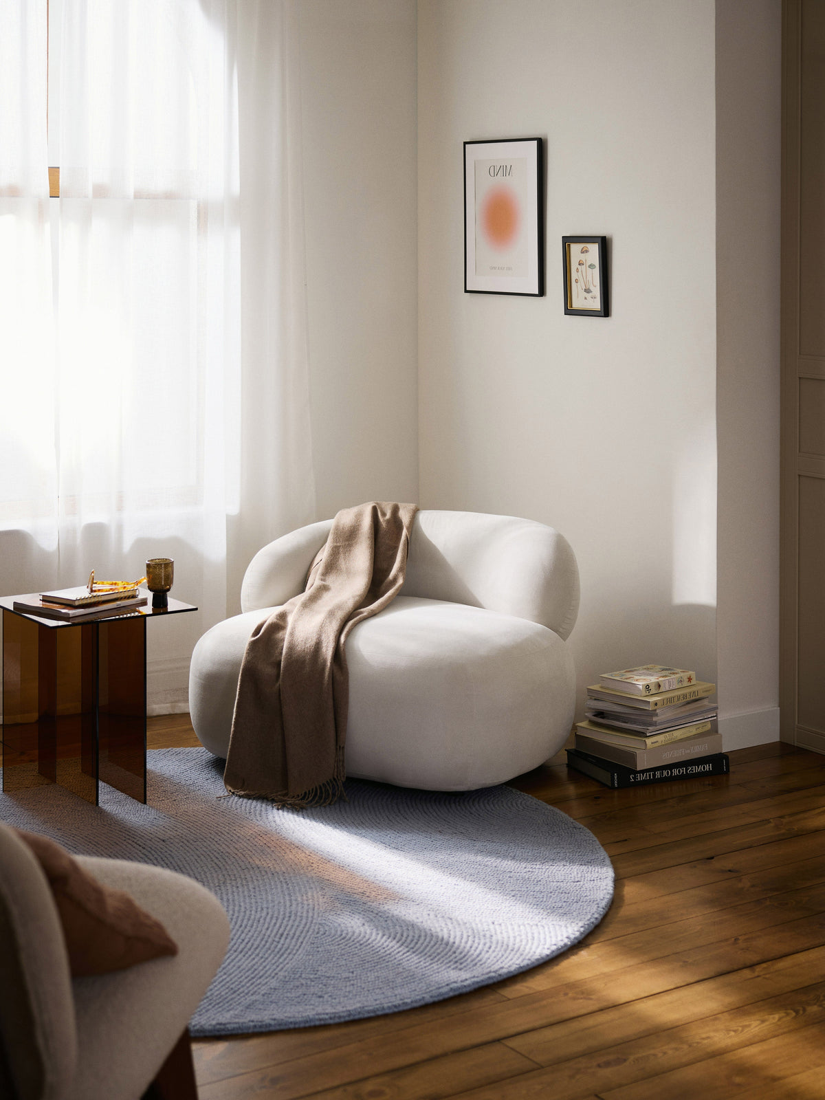 Albordi Lounge Chair