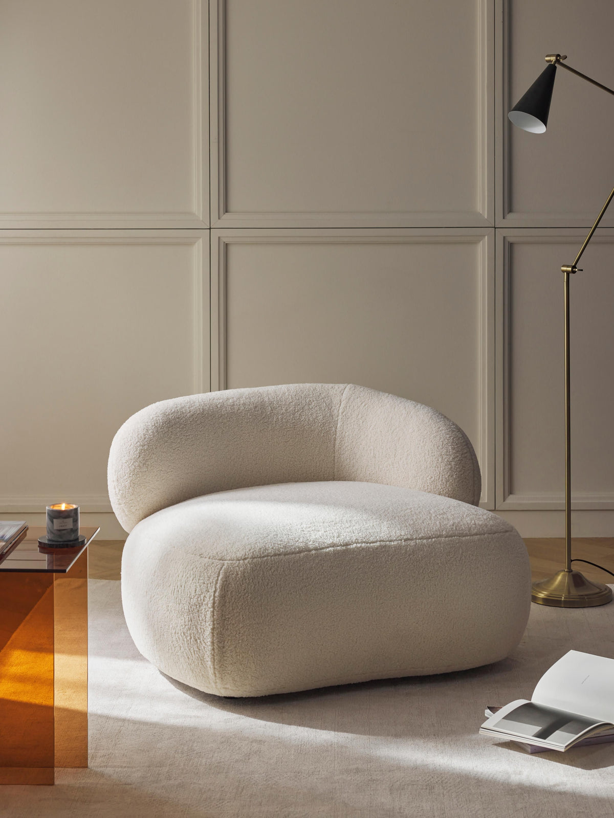 Albordi Lounge Chair in Teddy Fur