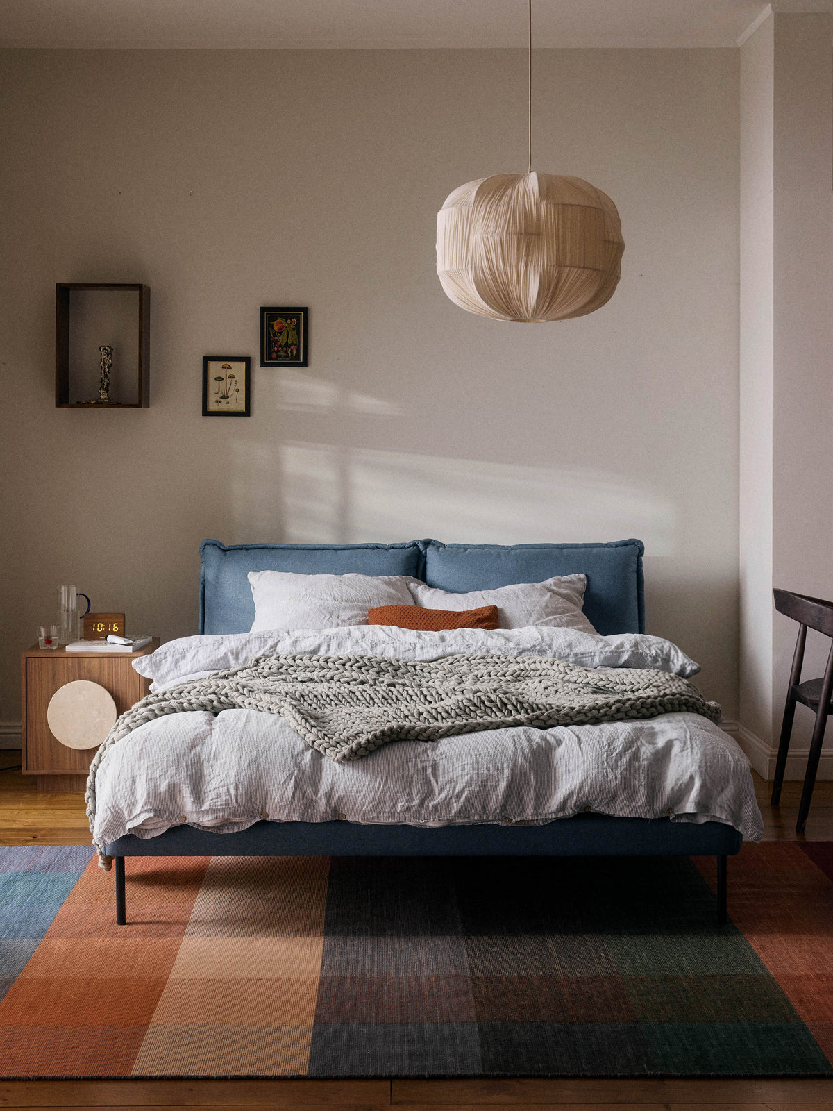 Amelucci Upholstered Bed