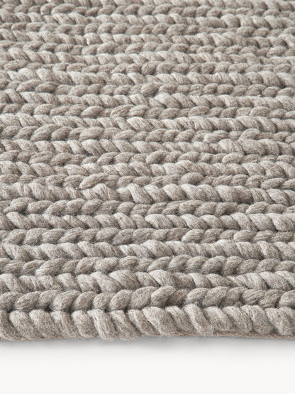 Brunardi Handmade Wool Rug with Braided Texture