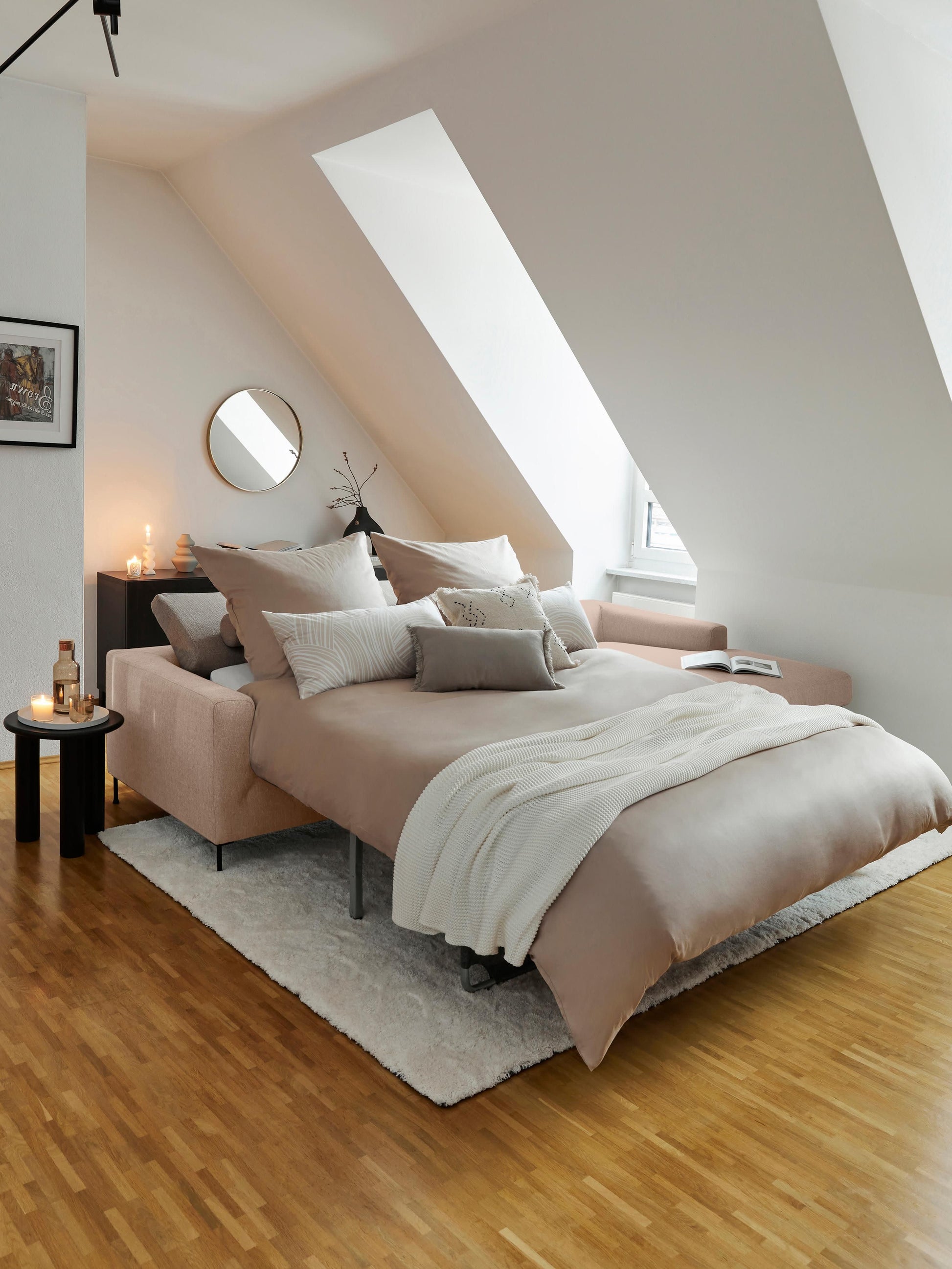 Cuselvi 3-Seater Sofa Bed with Mattress