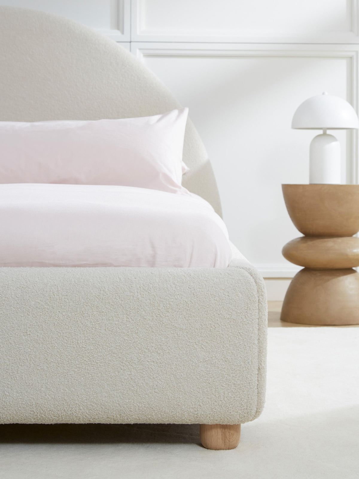 Ebrino Upholstered Bed in Teddy