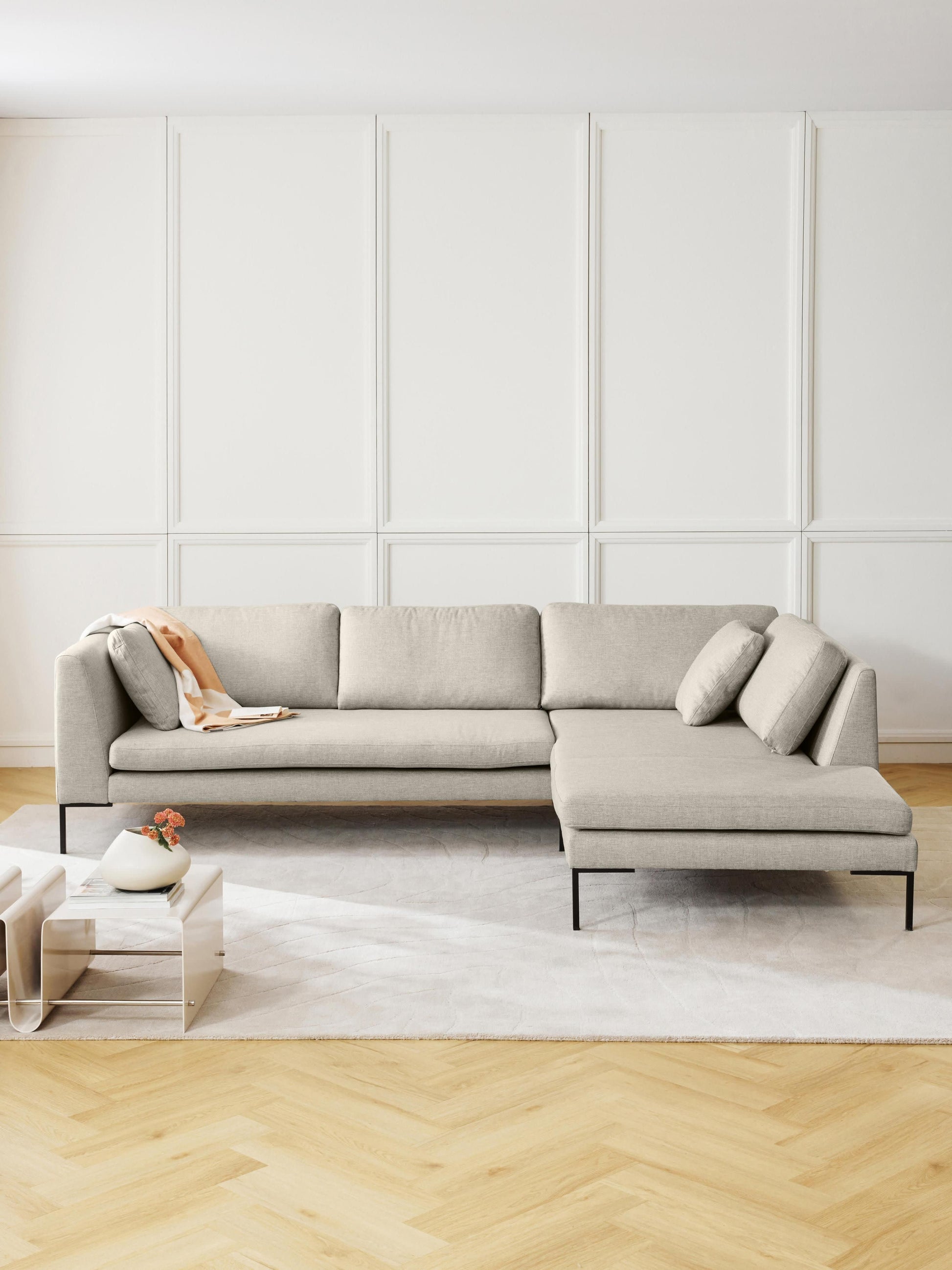 Emforte Corner Sofa with Metal Legs