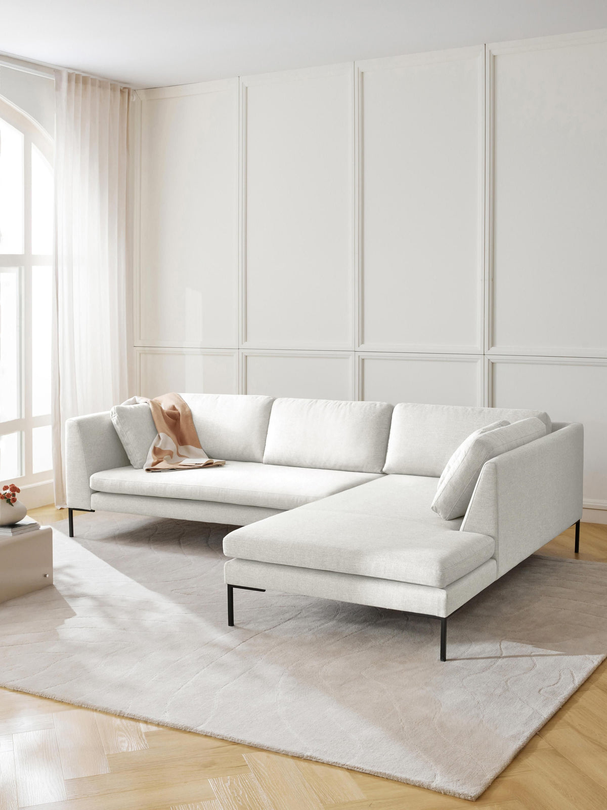 Emforte Corner Sofa with Metal Legs