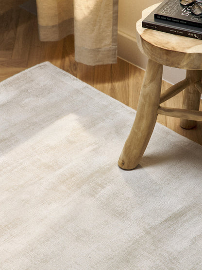 Jaselvi Viscose Rug, Hand-Woven