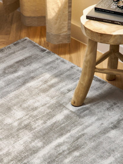 Jaselvi Viscose Rug, Hand-Woven