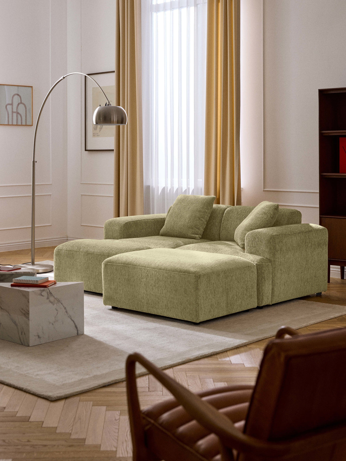 Melvorna Ottoman, W 99 x D 72 cm