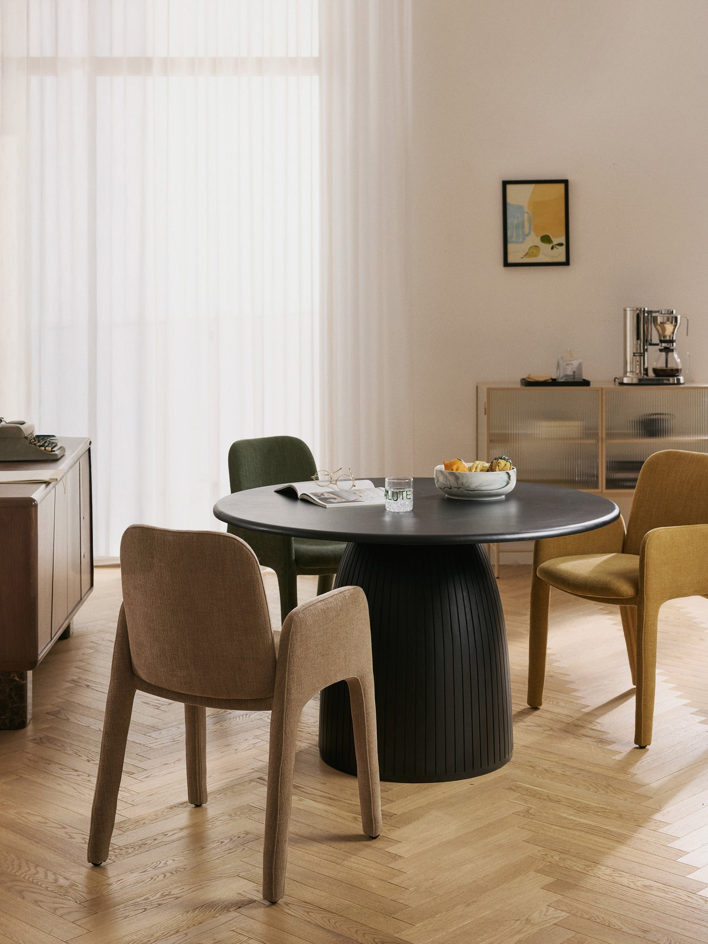 Nelvestra Round Dining Table with Fluted Texture, in Various Sizes