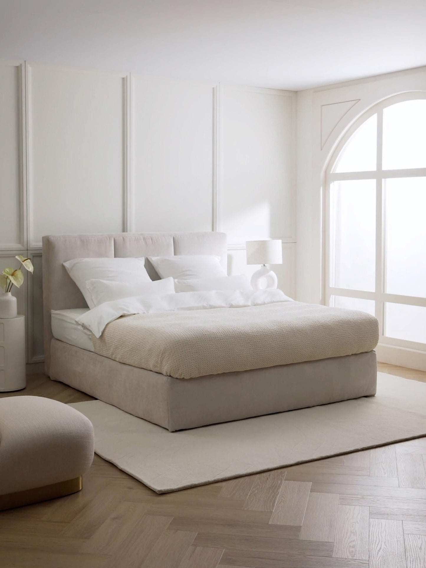 Obquest Box Spring Bed