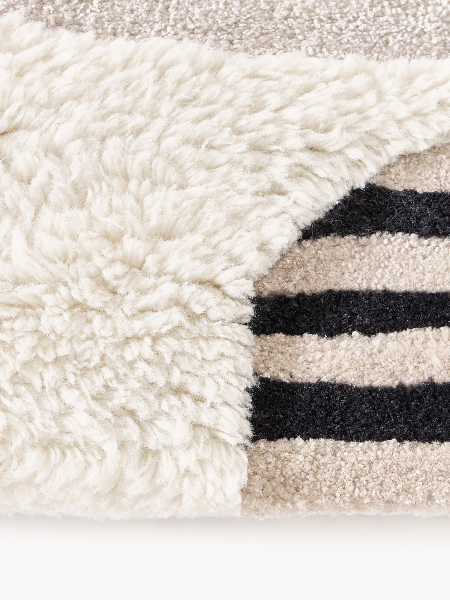 Rosnika Wool Rug with High-Low Texture, Hand-Tufted