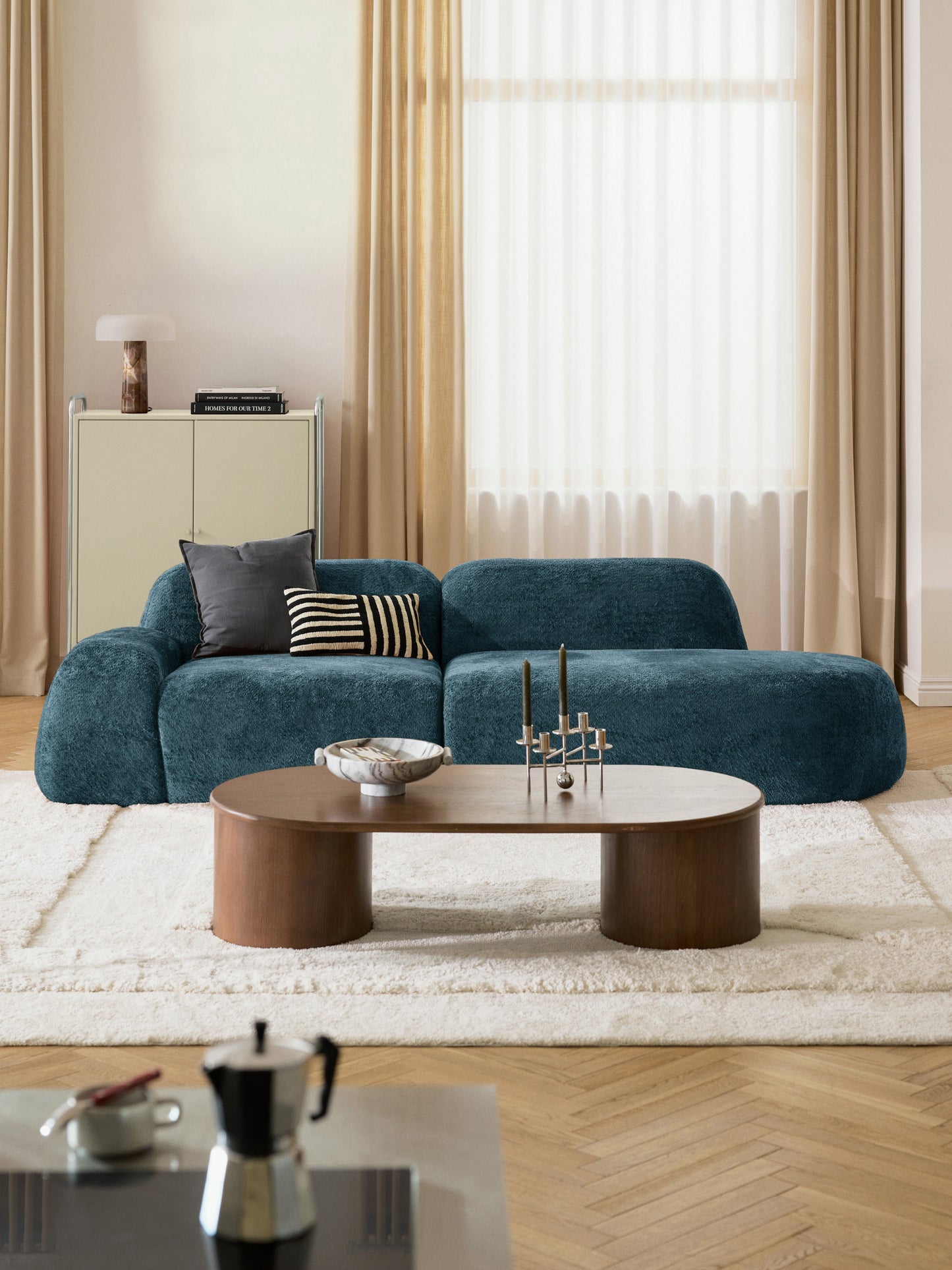 Wolbrenna Chaise in Teddy Bouclé